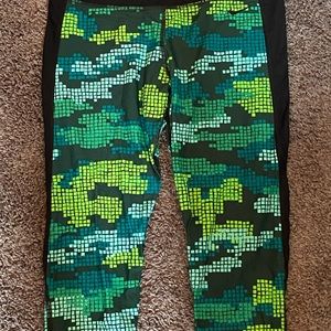 Women’s Nike leggings - yellow/green/black - 3/4 length